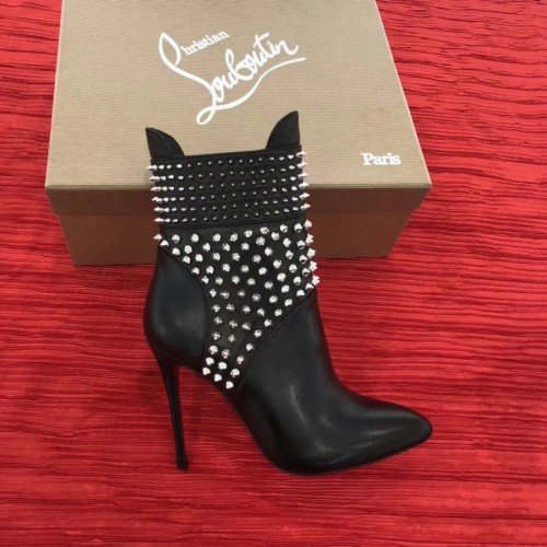 Christian Louboutin 032